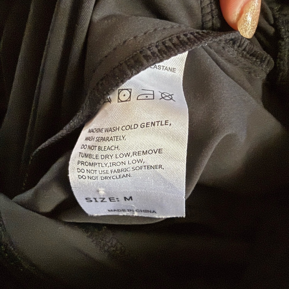 Men's Gradual Black Jogger Pants size medium. Like new condition - Picture 4 of 10